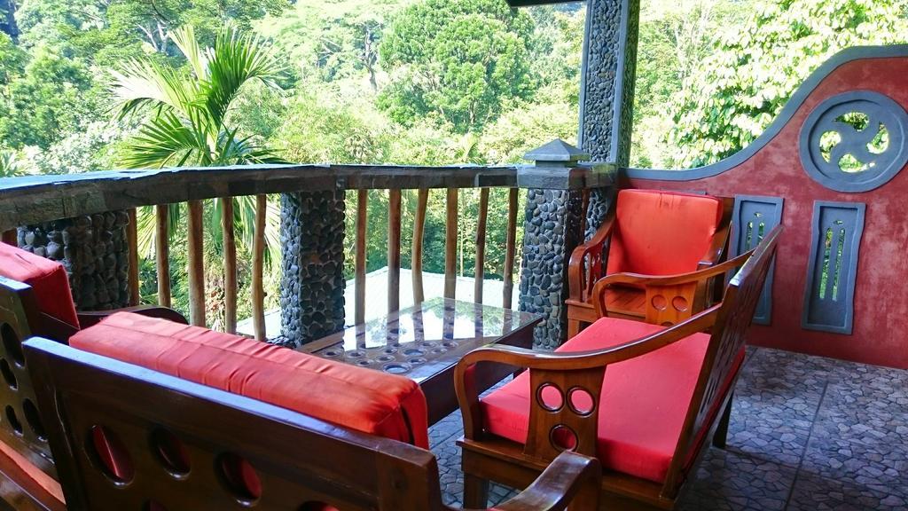 Hotel Orangutan Bukit Lawang Exterior foto